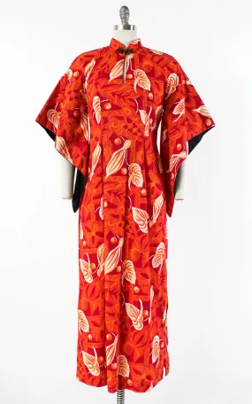 1950s Hawaiian Floral Cotton Pake Muu | medium