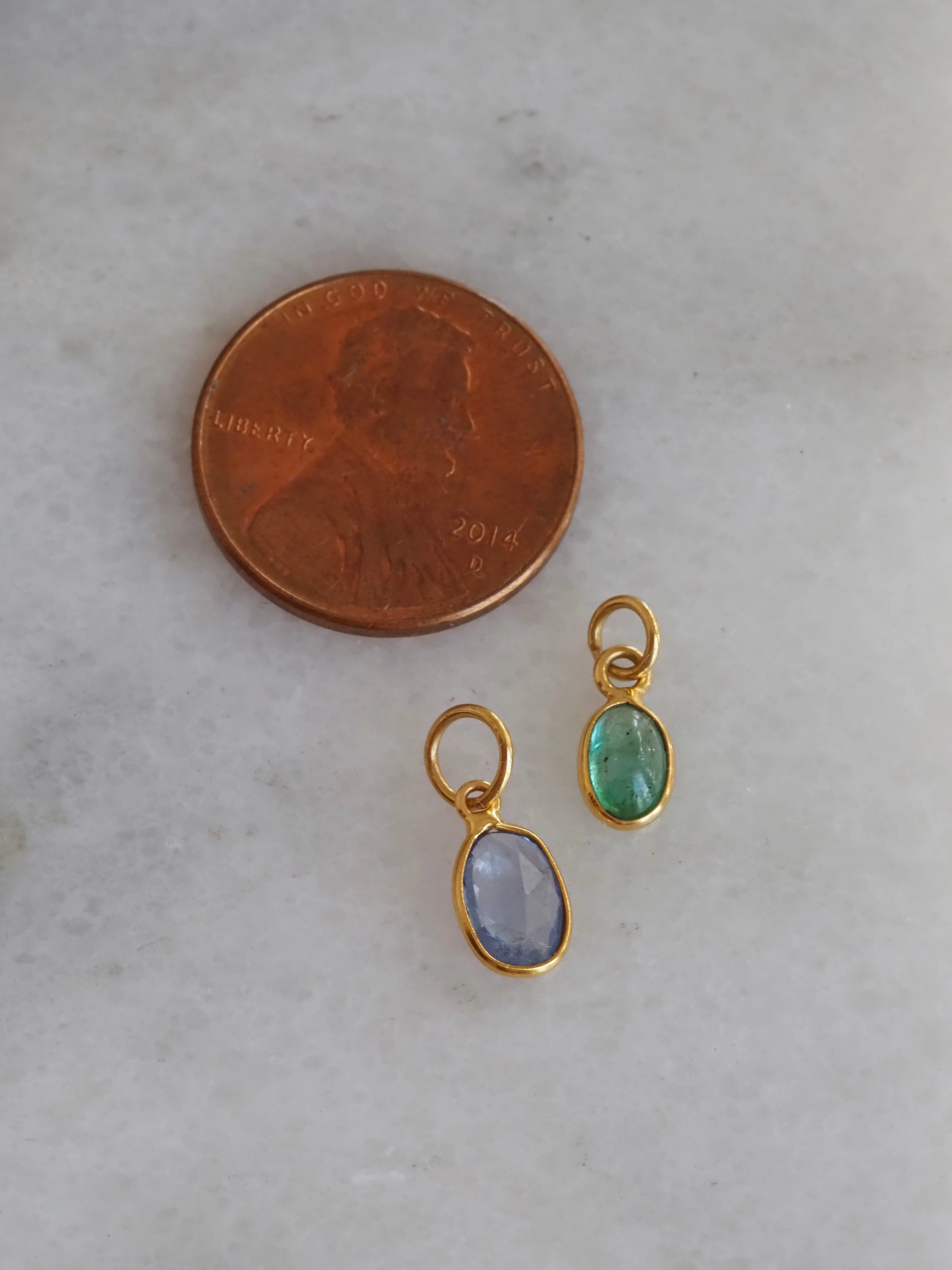 Vintage 18k Gold Rose Cut Sapphire Pendant